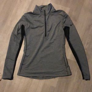 Nike Pro 1/4 zip pullover